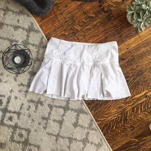 lululemon tennis skirt - sz 6